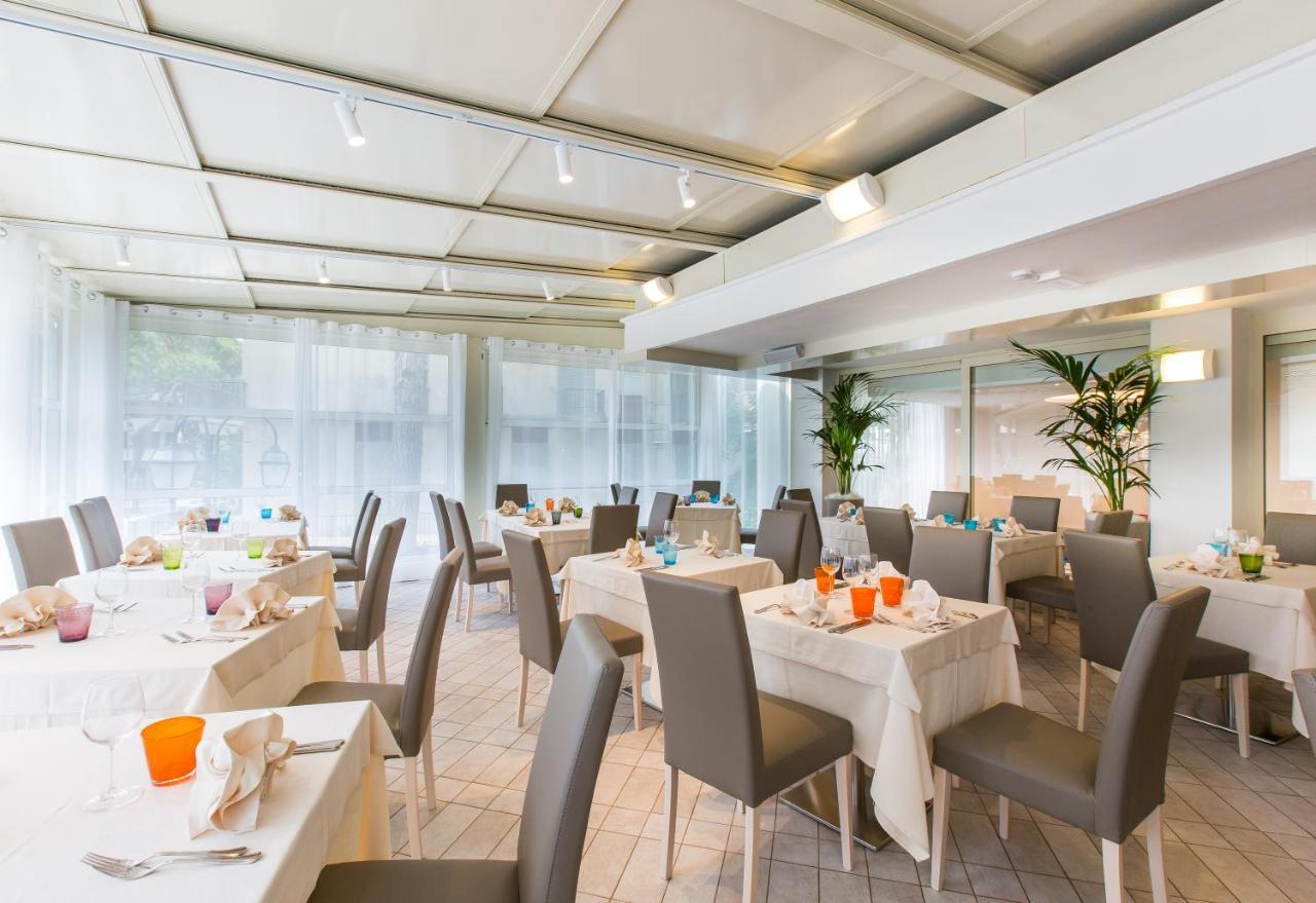 Hotel Luxor Milano Marittima Dış mekan fotoğraf